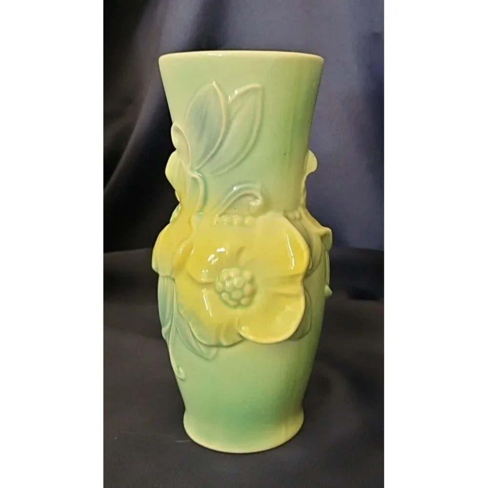 Vintage Art Pottery Royal Copley 7